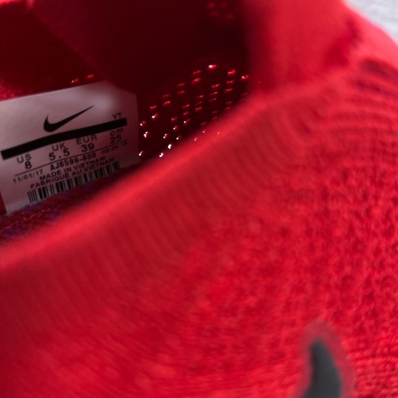 Nike Air Vapormax Flyknit Moc 2 Running Shoes - Women's Size 8 - Picture 10 of 10